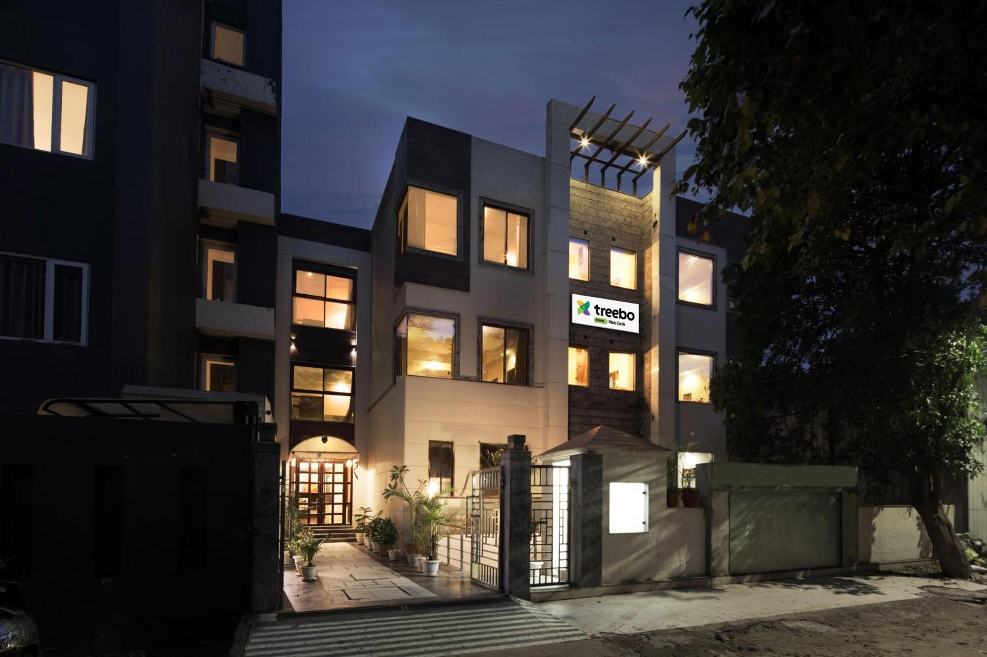 Treebo White Castle, Gurgaon Hotell Eksteriør bilde