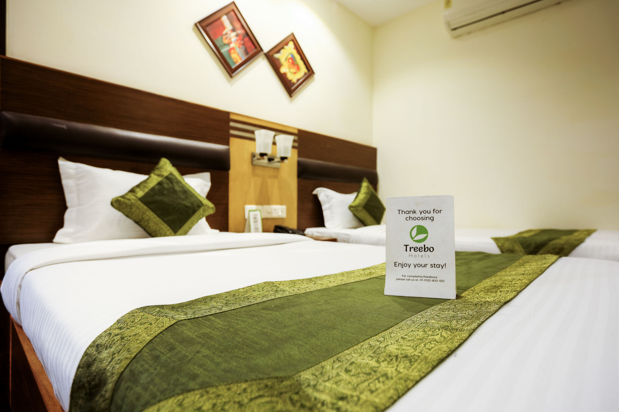 Treebo White Castle, Gurgaon Hotell Eksteriør bilde